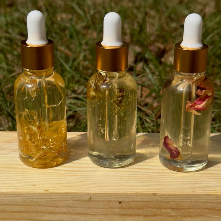 The Golden Yoni - Wholesale Bath/Body Oil - Herbal Yoni Oil Sets