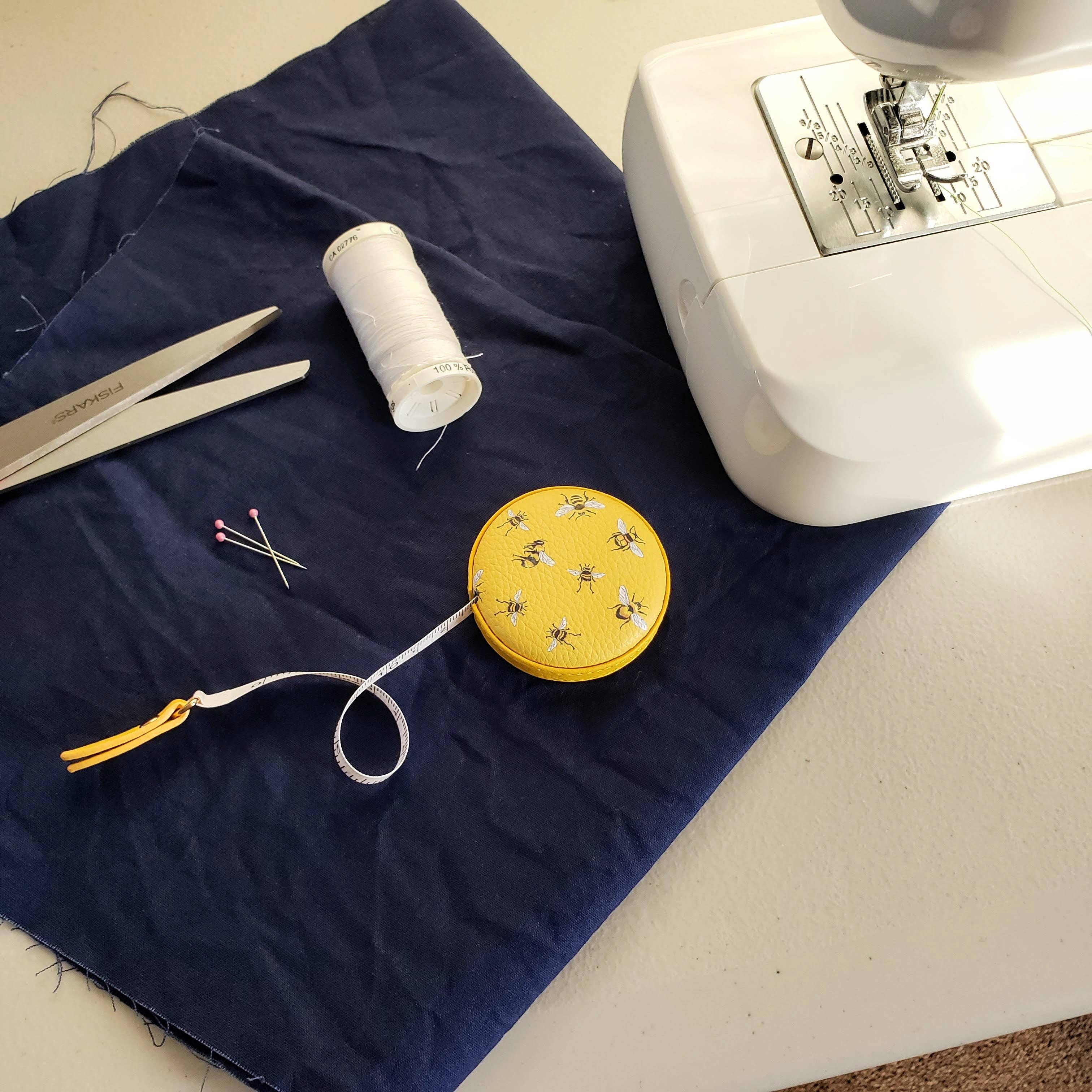 Monarque - Wholesale Measuring Tape - Mary Lake Thompson Bees Measuring Tape1