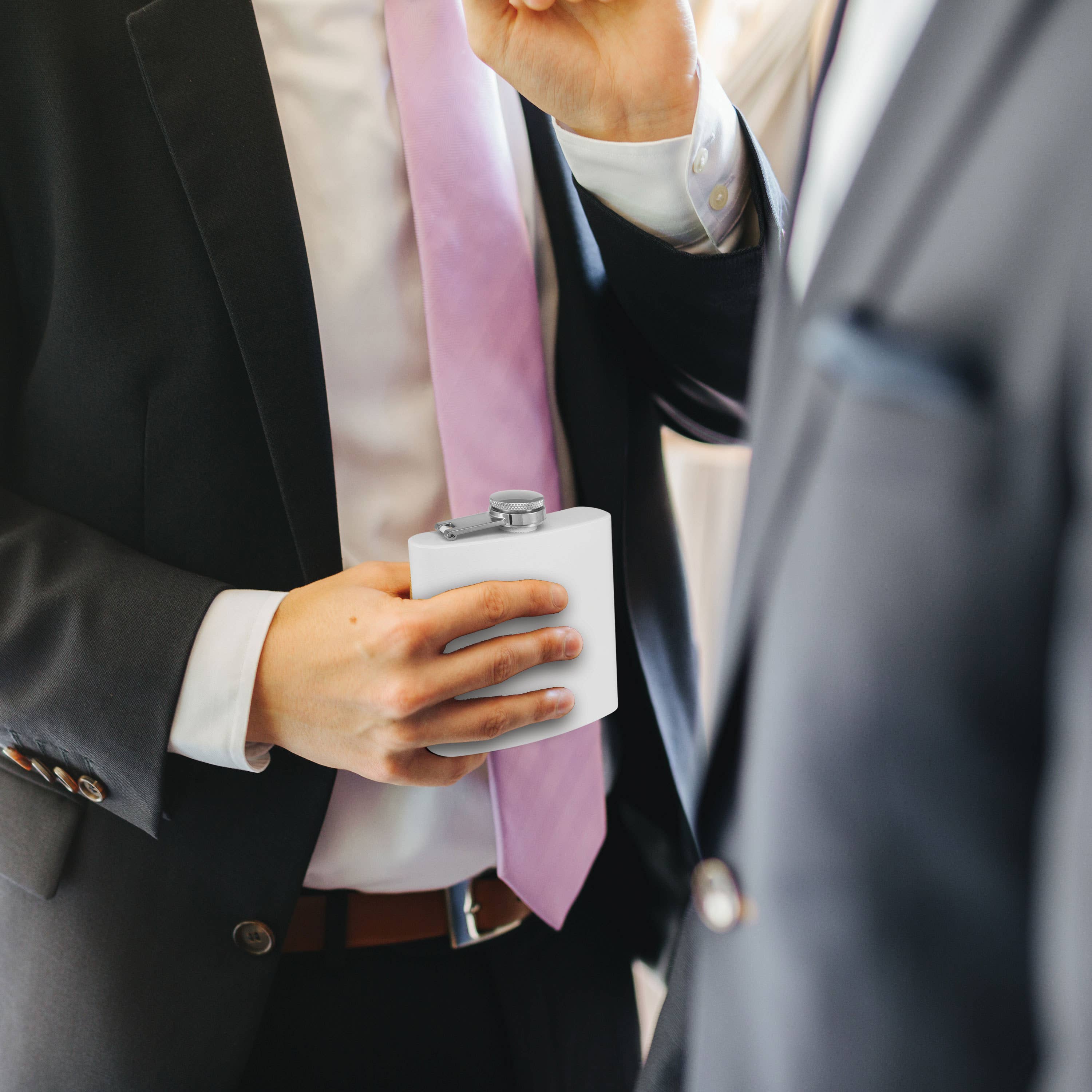 Clear Water Home Goods - Vente Flasque - Flacon à hanche en acier inoxydable de 6 oz avec entonnoir | Flacon revêtu de poudre56