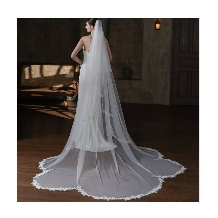 WHITE LONG FLOWER LACE TRIM VEIL for wholesale on Faire0