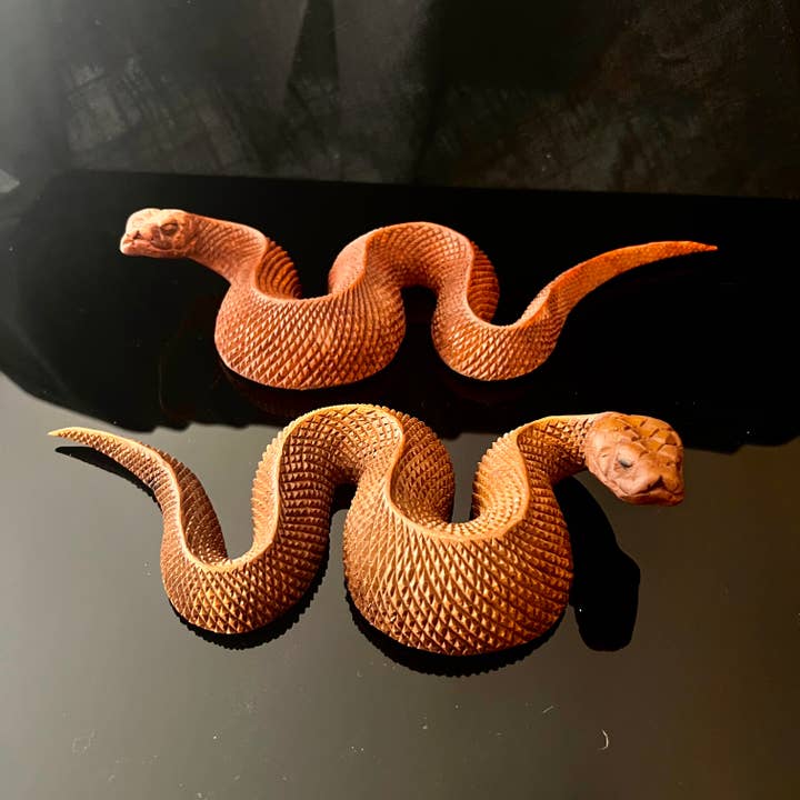 Mishakaudi Jewelry - Venta al por mayor Figura decorativa - Esculsión mágica de serpientes