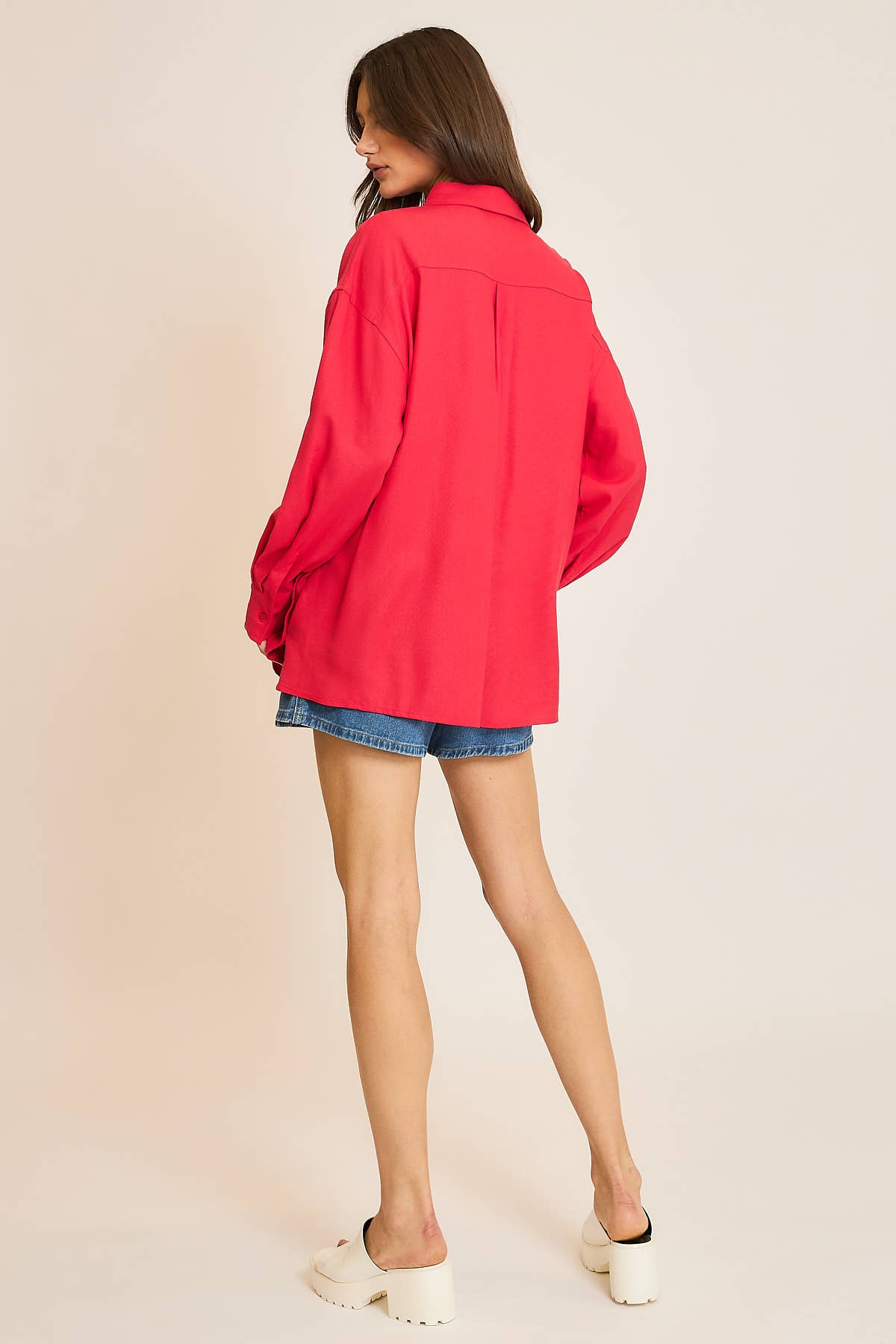 Wishlist Apparel - Vente Chemise à col boutonné – femme - CHEMISE À DÉTAILS BOUTONNÉS SUR LES CÔTÉS/WL24-98047