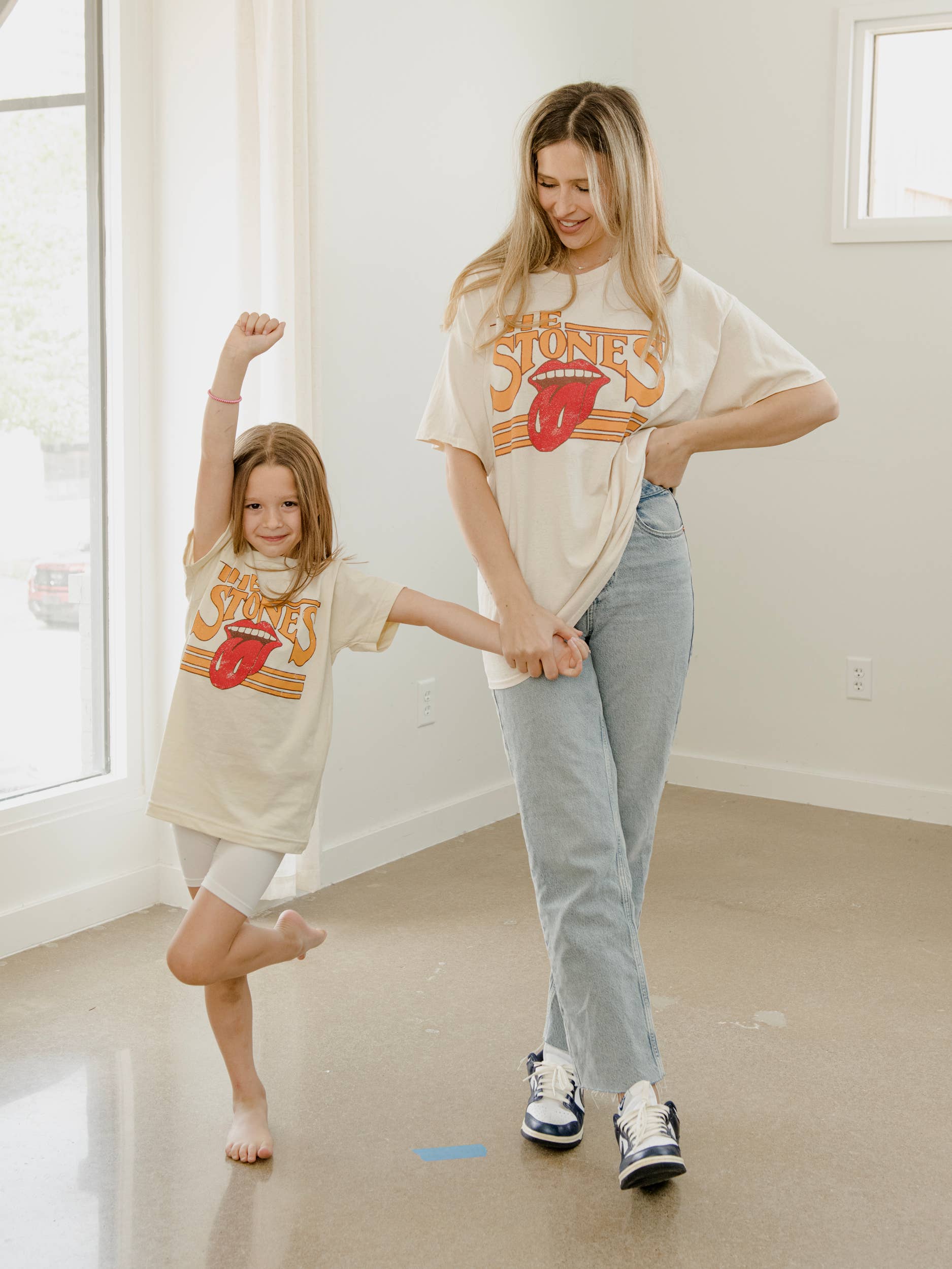 LivyLu - Wholesale Screen Printed T-Shirt - Kids - Children's Rolling Stones Stoned Cream Licensed Graphic Tee3
