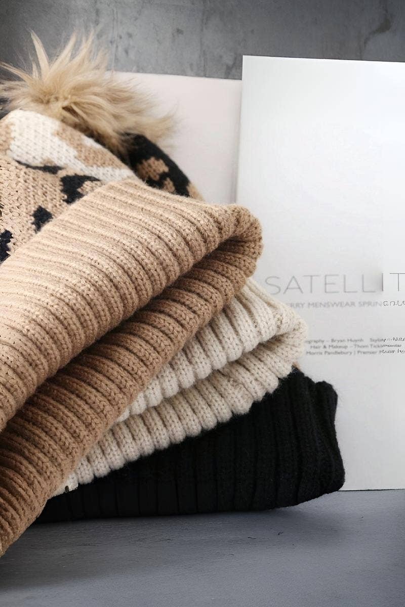 Vanilla Monkey – Engroshandel Beanie - Dame – Leopardmønstret strikket pom pom hue3