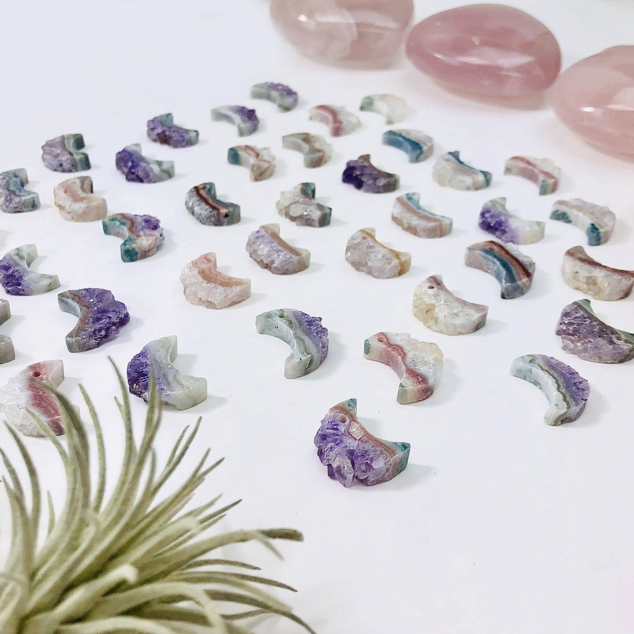 Rock Paradise - Wholesale Spiritual Stone/Crystal - Crystal Drilled Amethyst Moon Crescent Spiritual Stone 20mm2