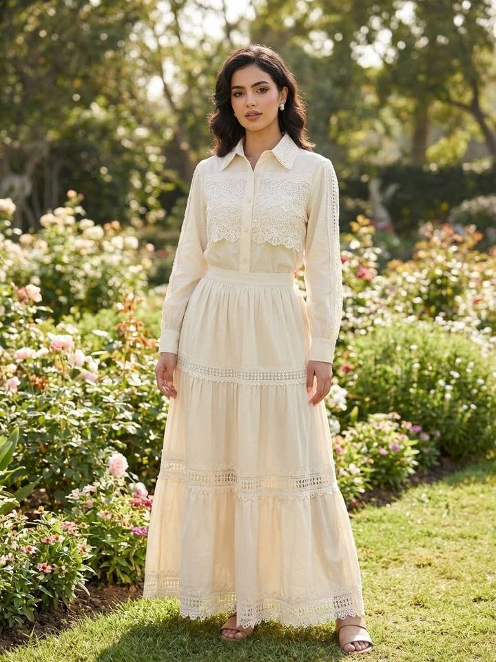 Ensemble Eloria X381 pour la vente par White Icy