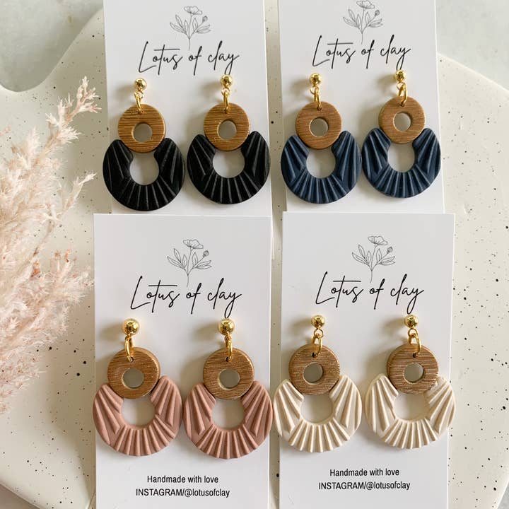 Lotus of clay - Venta al por mayor Pendientes colgantes - Pendientes modernos geométricos, pendientes modernos de arcilla