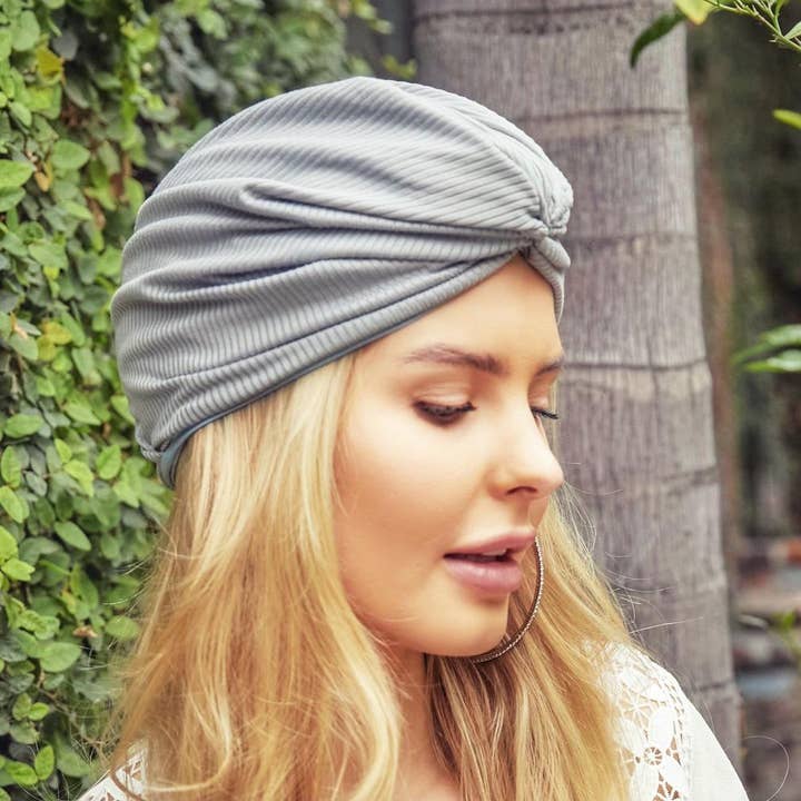 Dame Turban - Grå Strik - Hårpleje Gaver for engroshandel hos OKIYAH