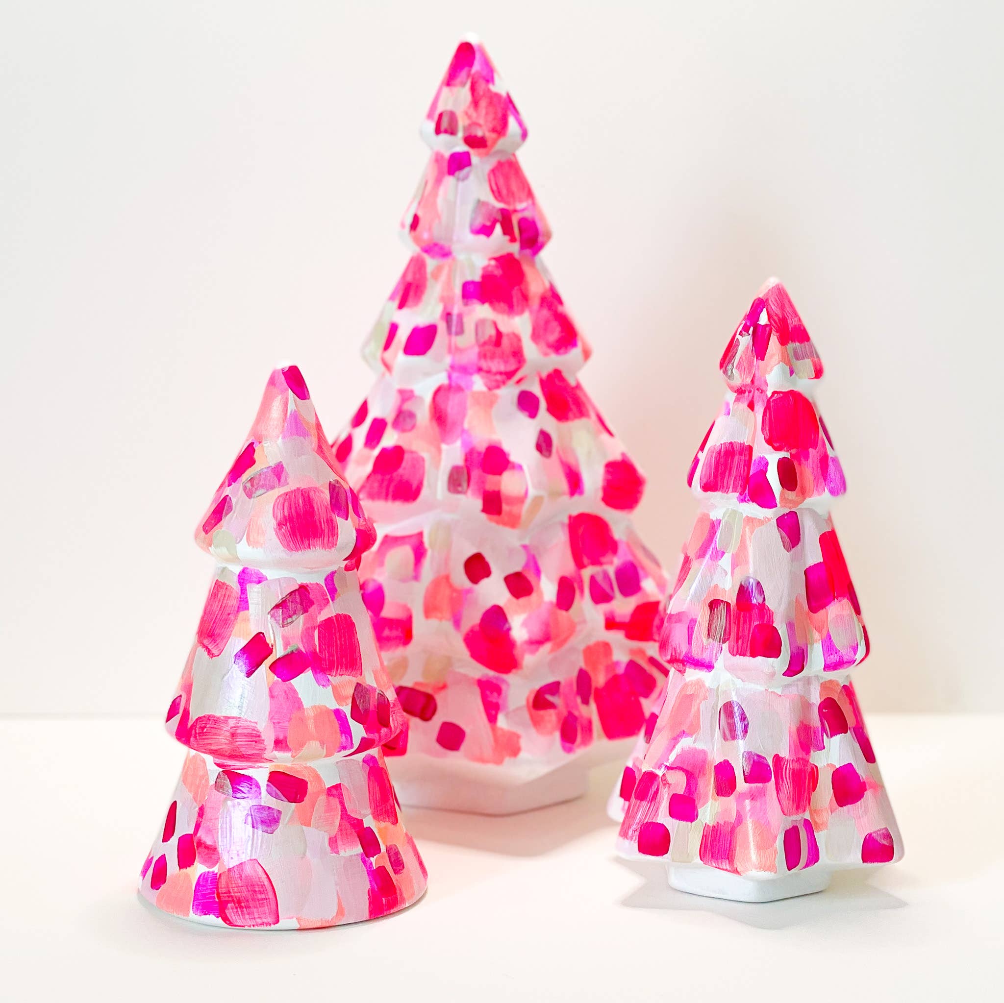 Jessica Reynolds Art - Wholesale Christmas Decoration - Pink Mini Tree2