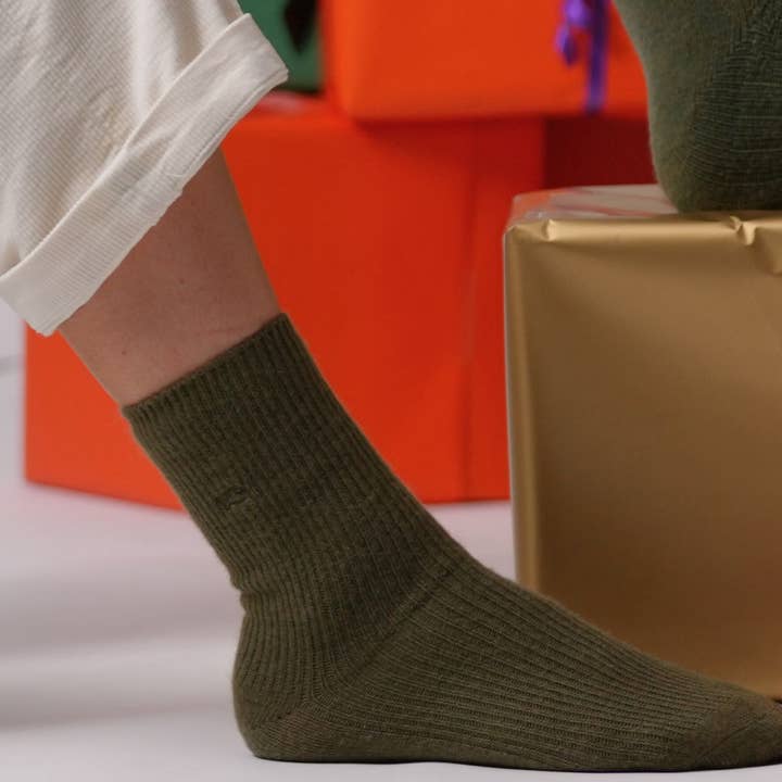 BILLYBELT – Engroshandel Strømper - Dame – Khaki uldsokker med angora