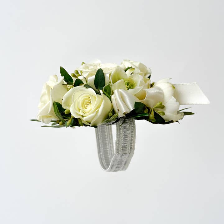 Jacobson - Wholesale Charm/Dangle Bracelet - Corsage Wristlets - Sparkling Silver Elastic Bracelet