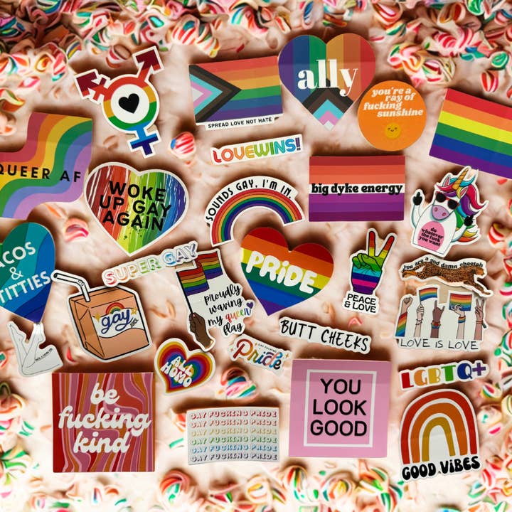Pack de Pegatinas del Orgullo – 28 Pegatinas de Vinilo LGBTQ+ Mes del Orgullo para venta al por mayor de As Told By Ellie