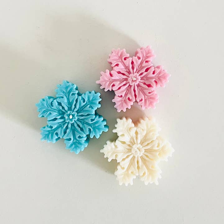 Sweet-Deco Creative - Wholesale Novelty Candle - Hand cast snowflake candle8