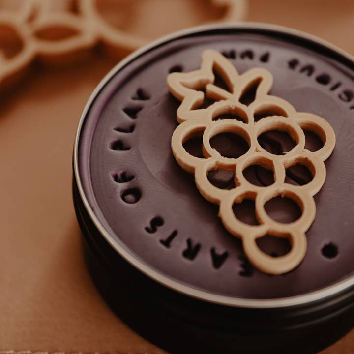 Kinfolk Pantry - Wholesale Toy Set - Kids - Fruit Cutter Set - Eco Playdough Tool3