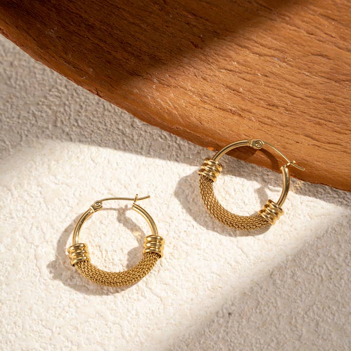 COSMOS - Wholesale Hoop Earrings - Braided golden hoop earrings in stainless steel bohemian style0
