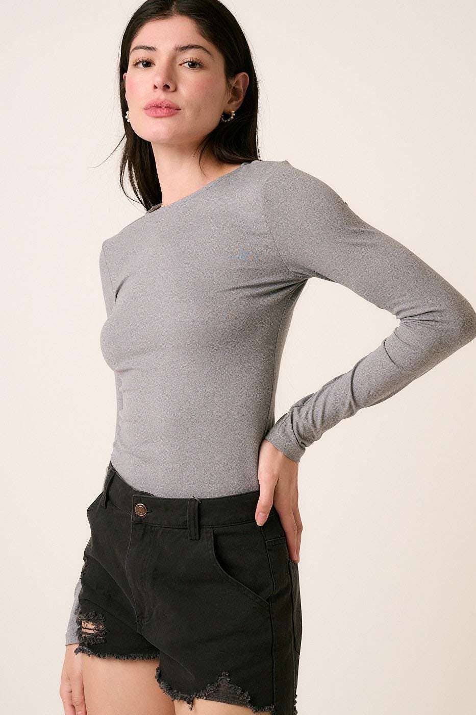 mittoshop - Vendita all'ingrosso Top in maglia - Donna - TOP IN MAGLIA A MANICHE LUNGHE CON SCOLLO TONDO DTY4