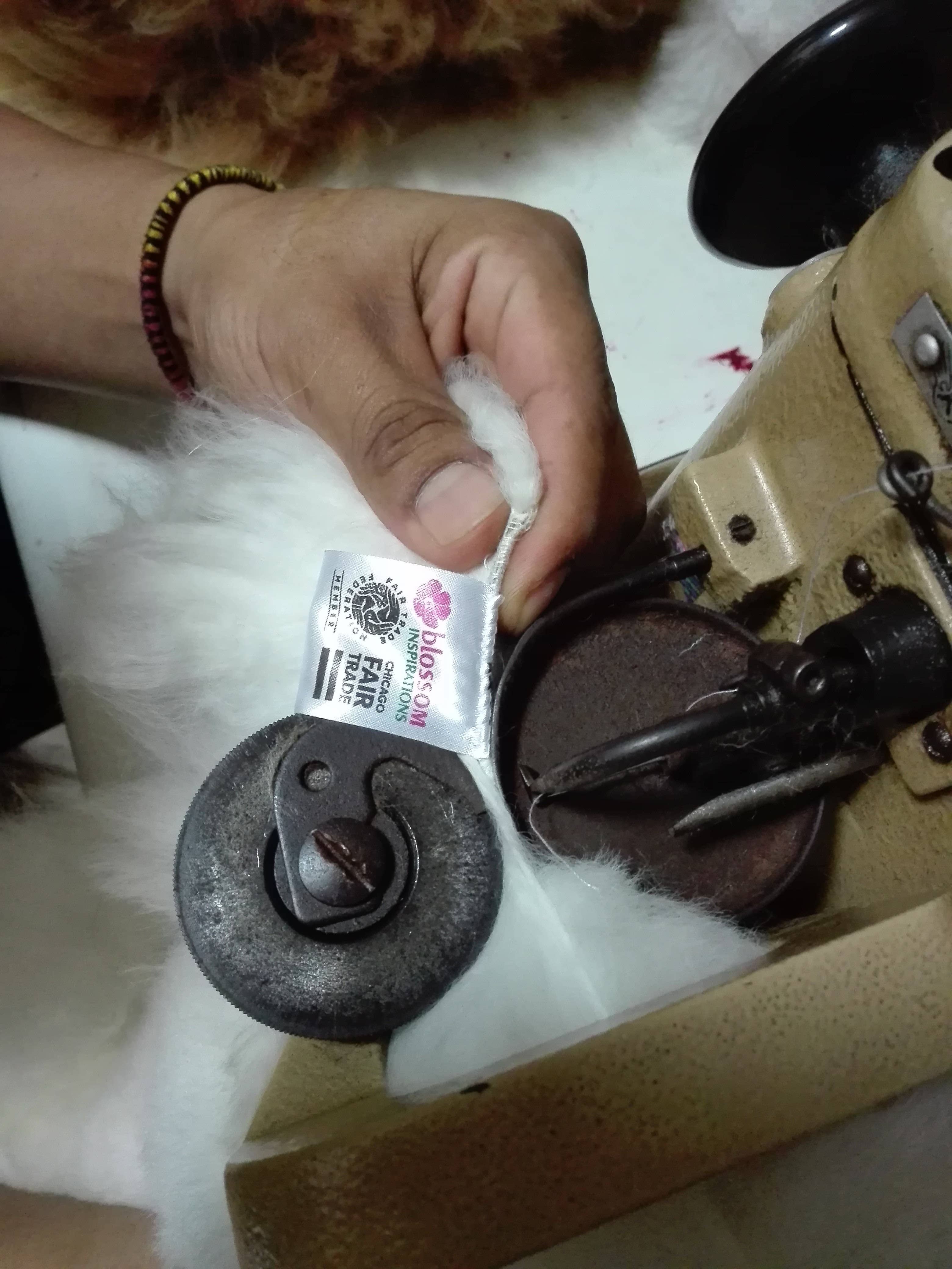 Blossom Inspirations - Vente Peluche – enfant et bébé - Peluche ours en alpaga fabriqué à la main4