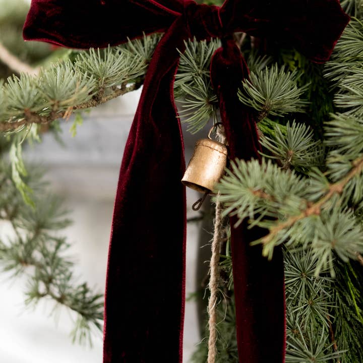 Hudson Home - Wholesale Christmas Decoration - Garland of Mini Cow Bells2