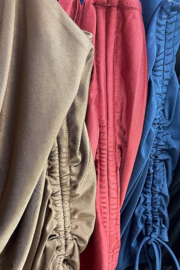 Curve Market - Wholesale Camisole - Women's - PLUS SIZE COWL NECK SIDE RUCHED CROP CAMI3