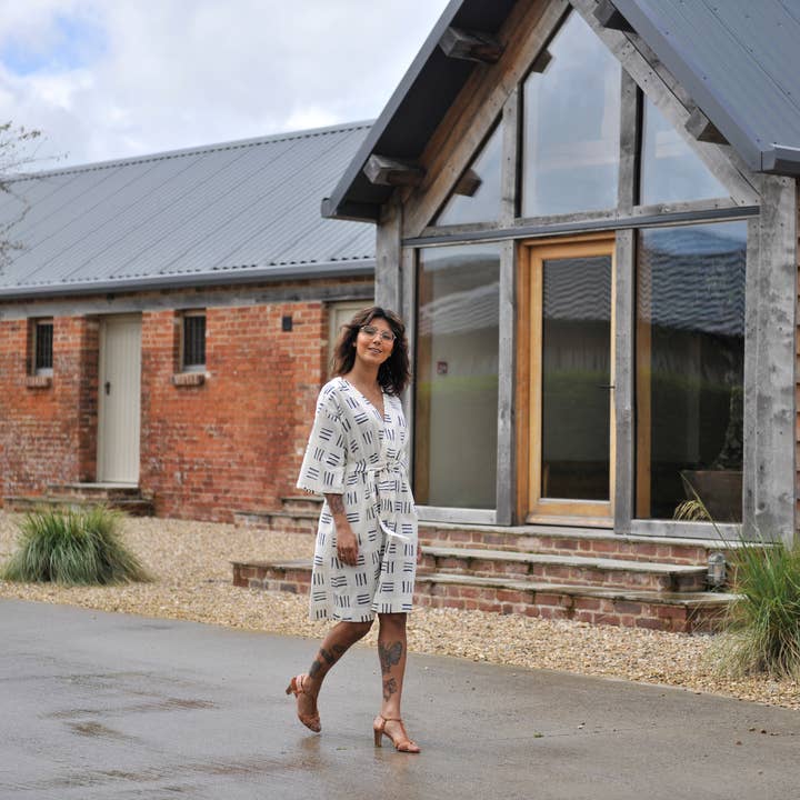 The Avid Seamstress LTD – wholesale Craft sewing kit – The Jumpset - Jumpsuit & Dress Sewing Pattern6