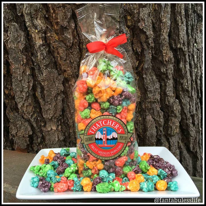 Thatcher's Gourmet Popcorn - Wholesale Popcorn - 8 oz Fruit Medley Popcorn1