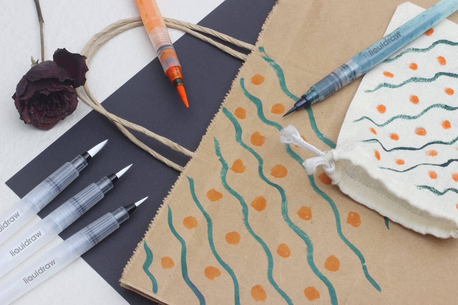 Liquidraw - Wholesale Pen - Liquidraw Watercolour Brush Pens Set of 3 Refillable Long Tank Ink and Water Brush Pens For Paints, Artists, Painting, Calligraphy & Lettering6