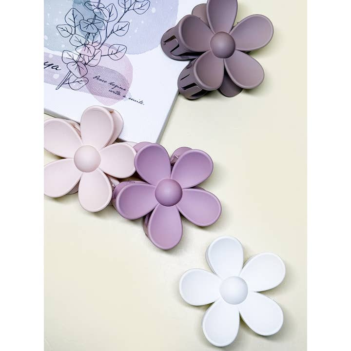 ASSORTED COLOR Neutral Tone of Daisy Hair Clips for wholesale on Faire4