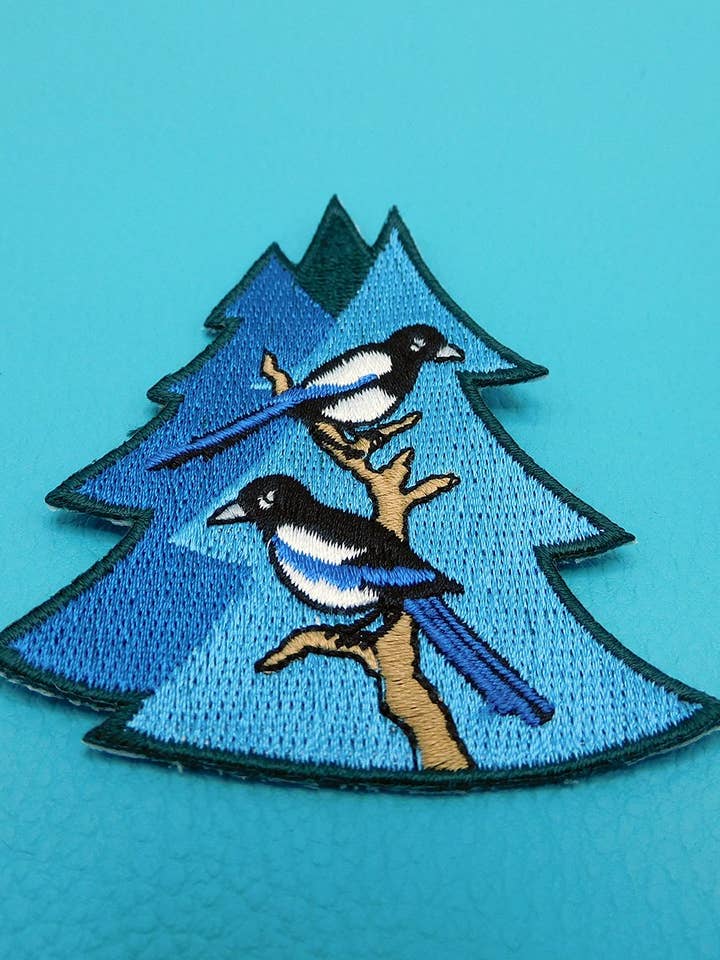 Remendo bordado Two for Joy Magpies por atacado de Hashley Art