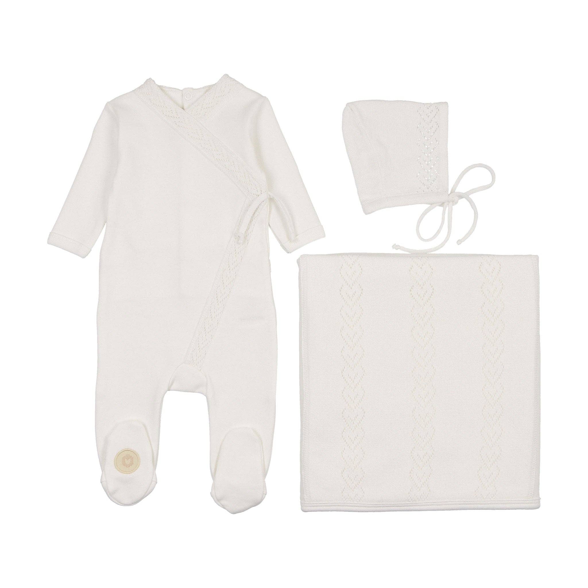 Mon Tresor Bebe – wholesale Clothing set – Baby – Knit Twist Layette Set0