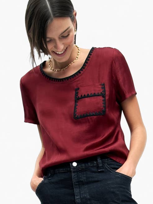 Naked Zebra - Vendita all'ingrosso Camicetta - Donna - Blusa a maniche corte con punto coperta0