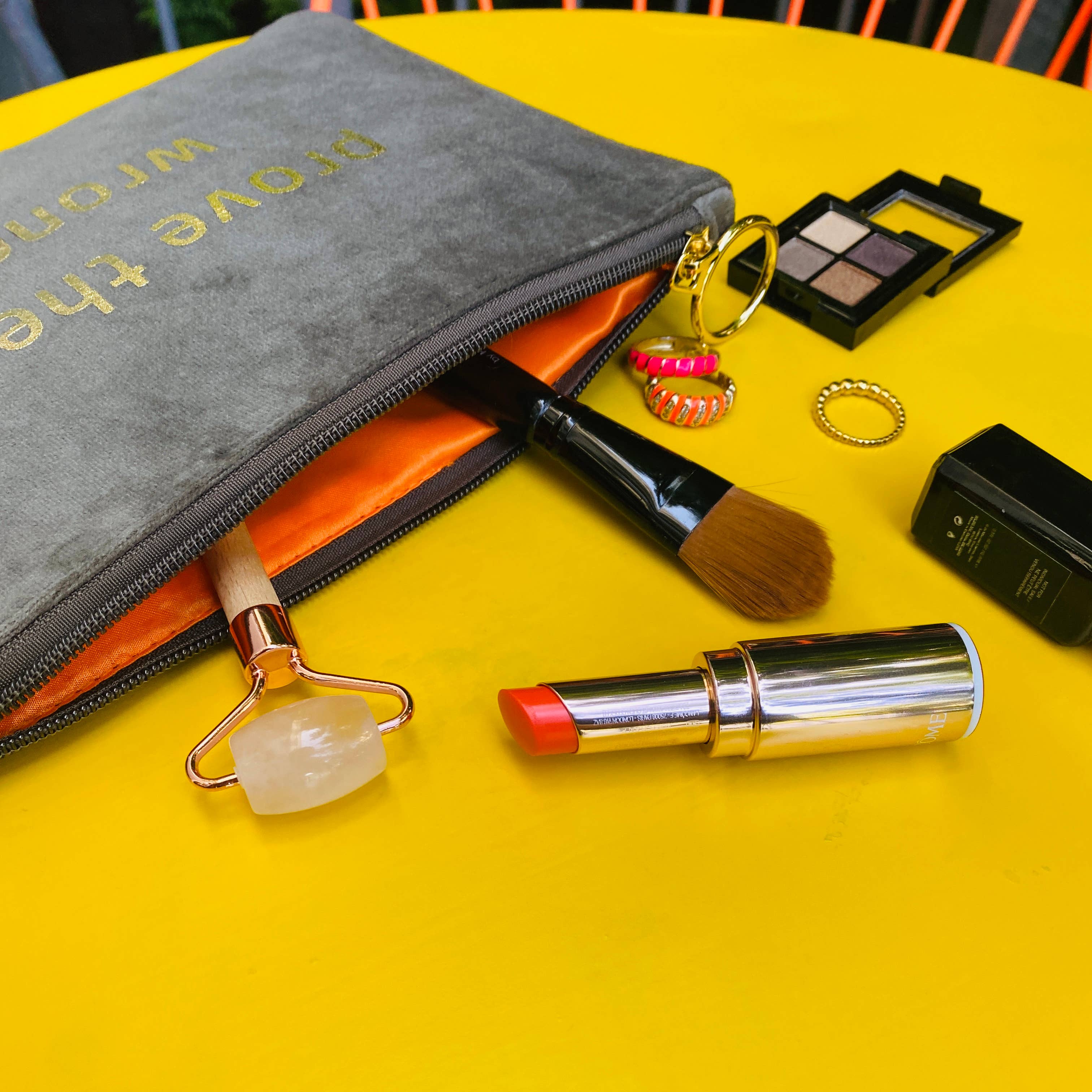 Herzilein-Wien GmbH - Venta al por mayor Bolsa para maquillaje - Bolsa de Navidad de Terciopelo para Coche - Neceser de Mujer9