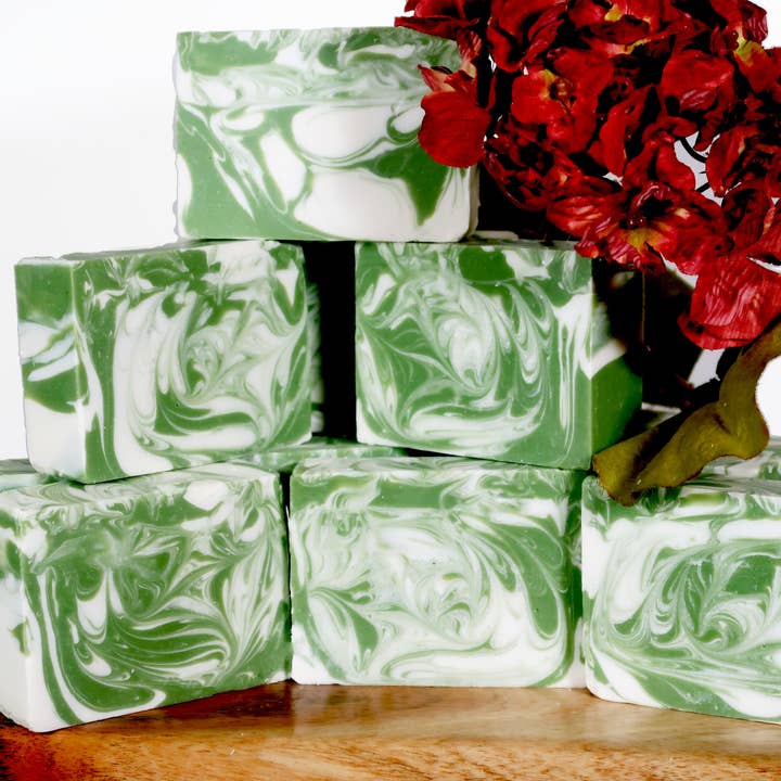 Savon artisanal artisanal au CONCOMBRE ET AU MELON pour la vente par Calming Artistry