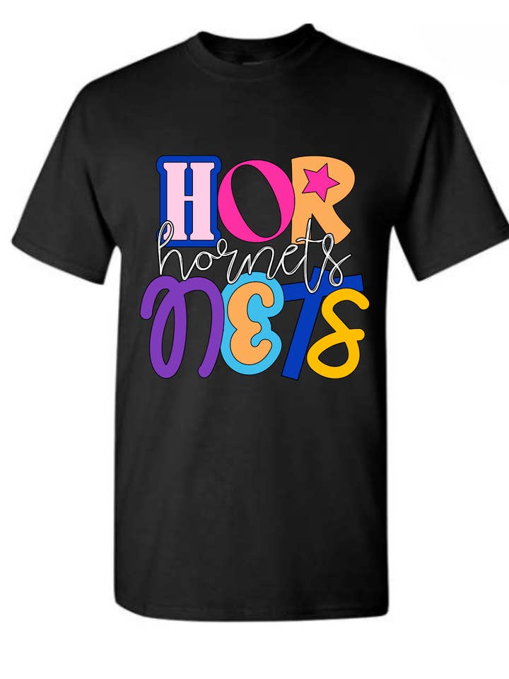 Hornets Buttons Spirit Wear per la vendita all'ingrosso da parte di Kricketts' T-shirts