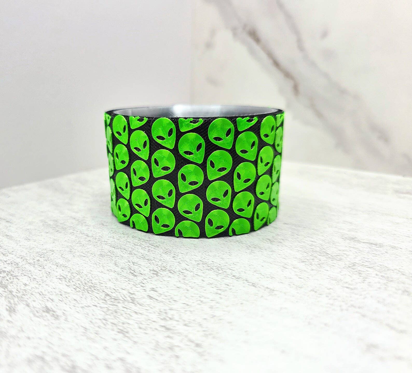 Agape Designs 3D - Wholesale Insulated Mug/Tumbler - Interchangeable Spooky Alien Boot Cover for Stanley Tumblers1