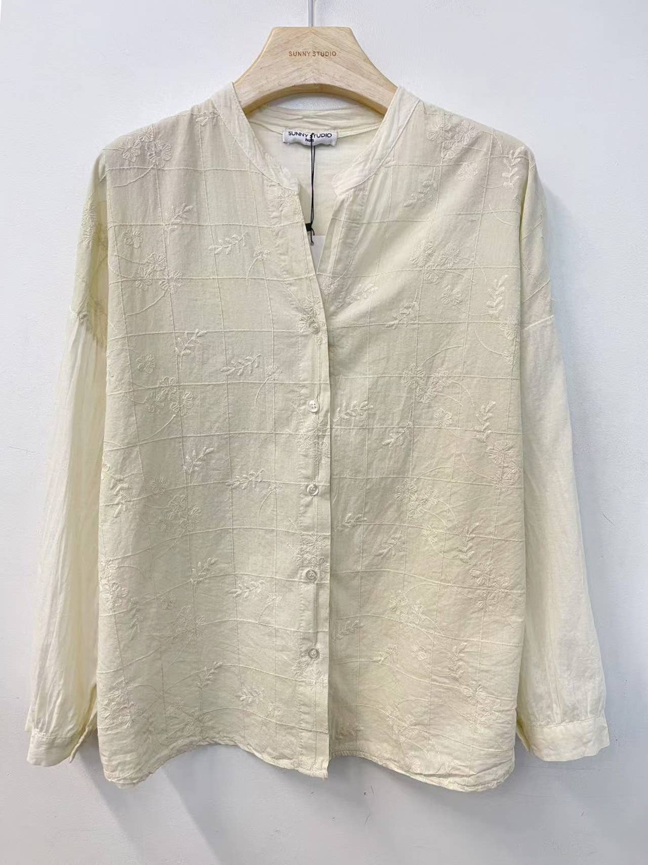 SUNNY STUDIO - Wholesale Button Down Shirt - Women's - Light long-sleeve blouse0