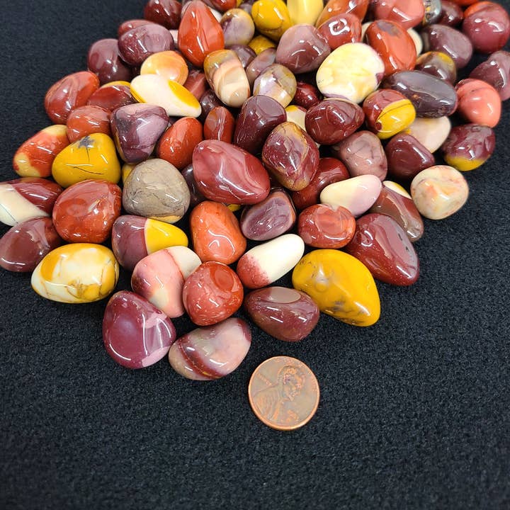 Meraki Gemstones - Wholesale Spiritual Stone/Crystal - Mookaite Jasper Gemstone(1kg/2.2 lbs.) Tumbled Stone 20-25mm2