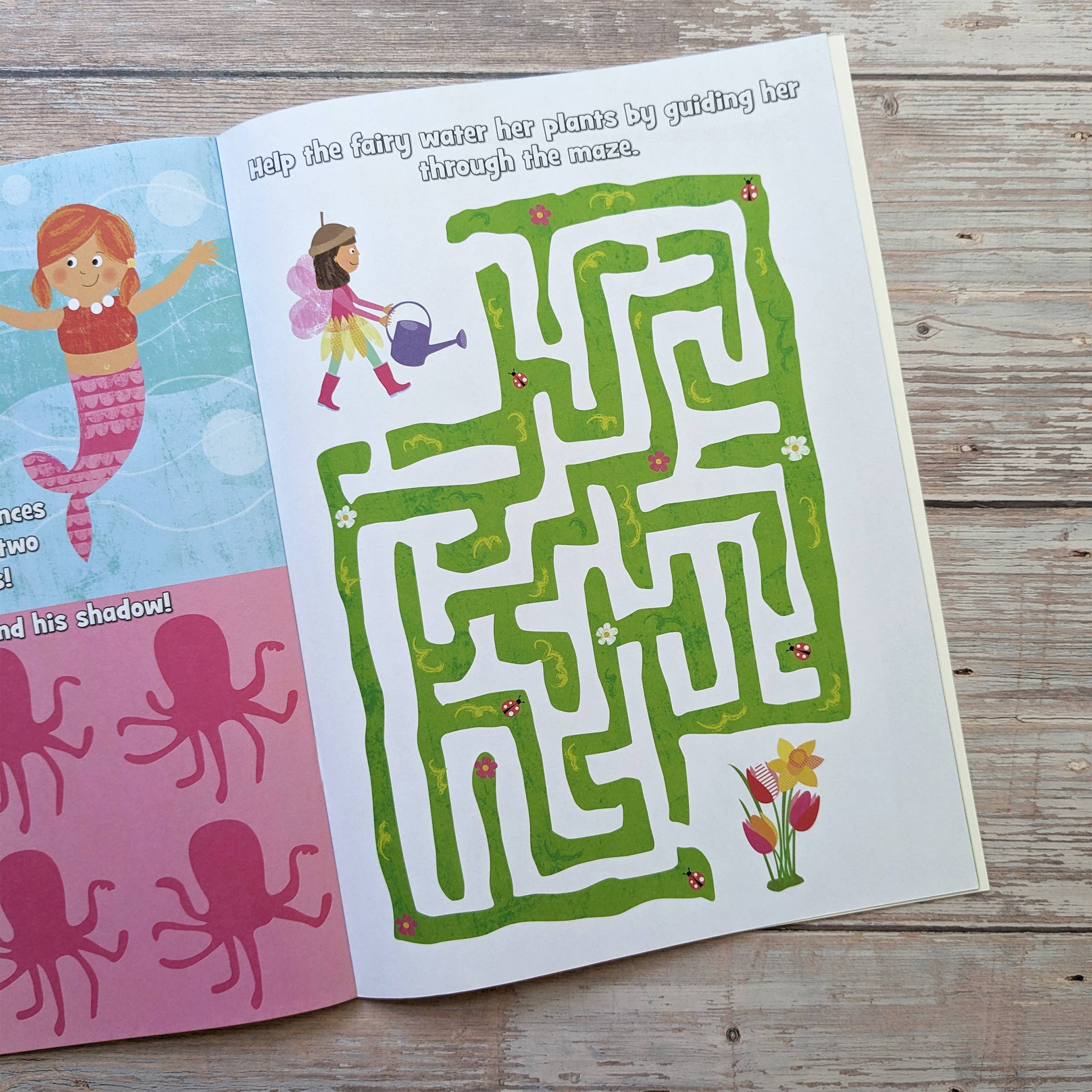 Robert Frederick Ltd – wholesale Sticker – Child & baby – Children’s Sticker Book3