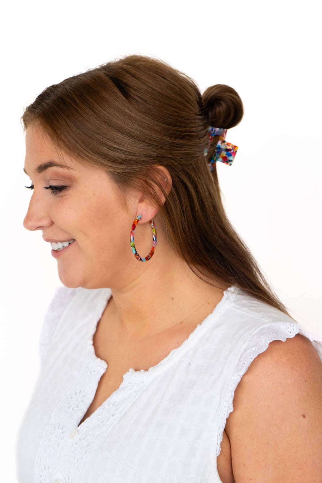 Spiffy & Splendid - Vendita all'ingrosso Orecchini a cerchio - Cameron Fiesta - Orecchini a cerchio grandi colorati, gioielli Spiffy & Splendid17