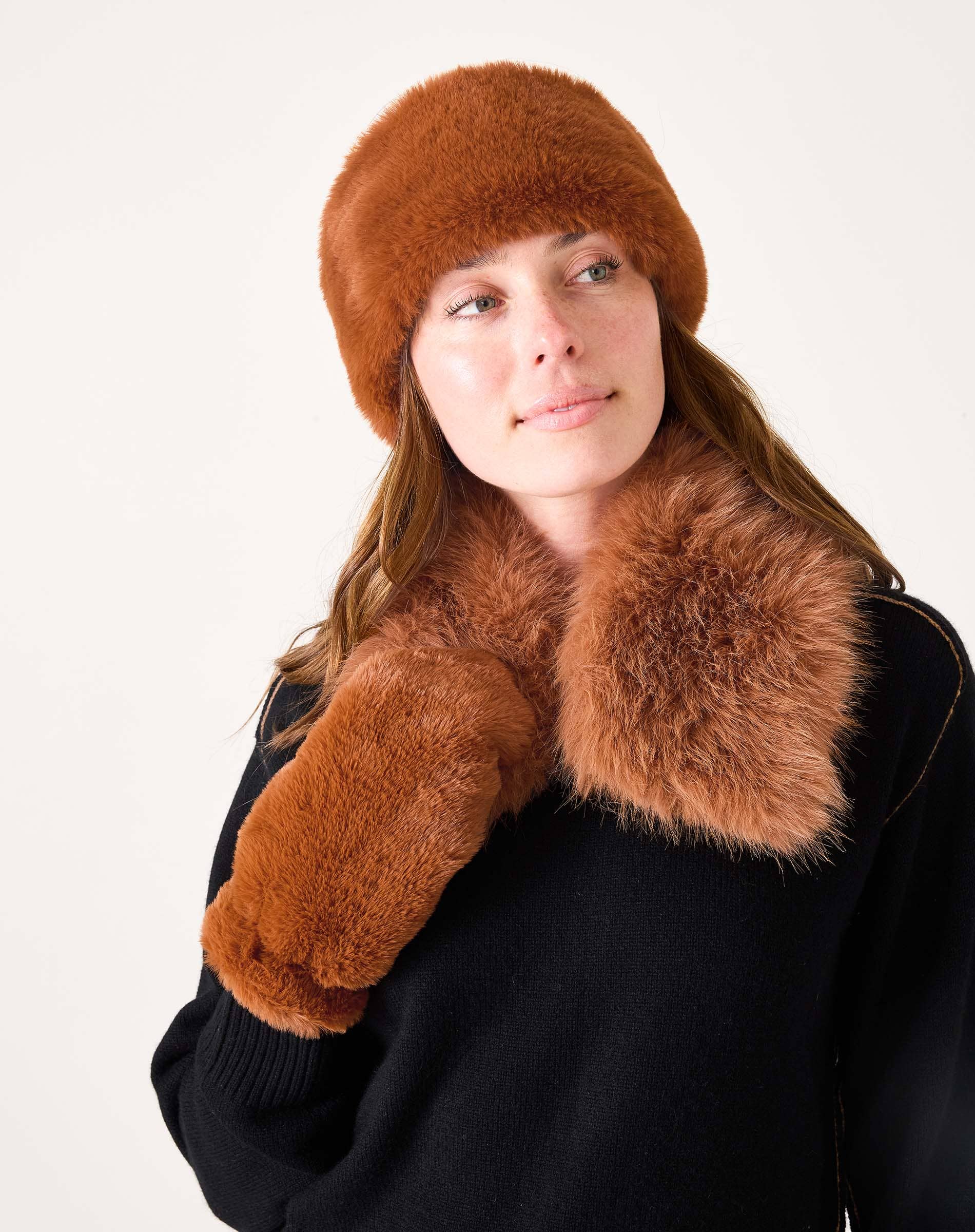Camel Navy Cozy Cabin Faux Fur Collar for wholesale on Faire3