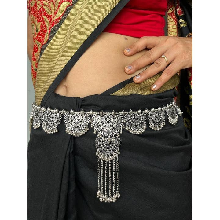 Oxideret sølv Kamarpatta taljebælte til kvinder bryllupsgave for engroshandel hos Vastrabhushan