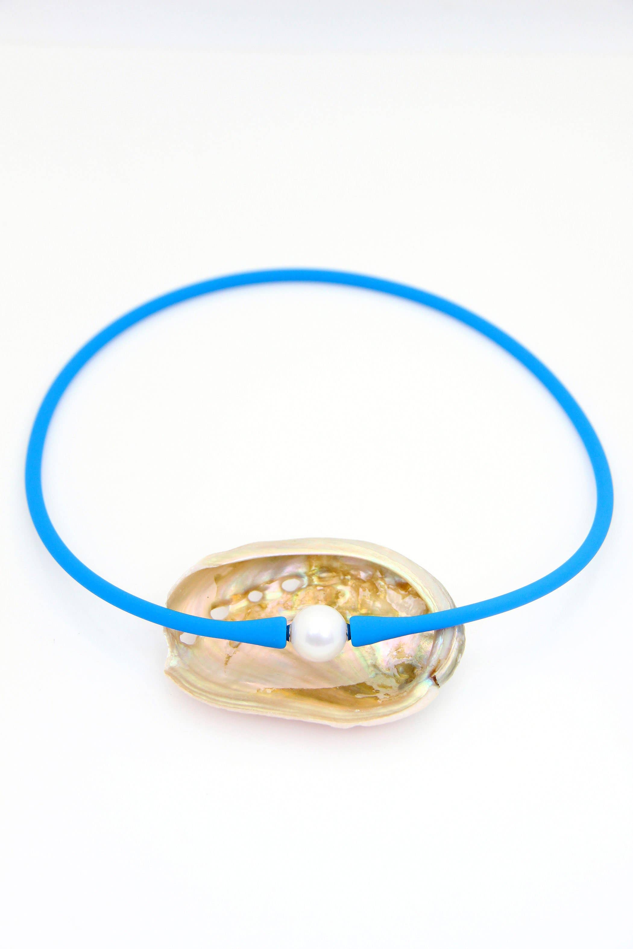 Woman Shops World – wholesale Beaded/pearl necklace – Janis The Pearl Silicone + Pearl Necklaces, Waterproof10