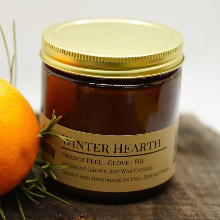 VIAI Beauty - Vendita all'ingrosso Candela in vasetto - Candela in cera di soia Winter Hearth | Barattolo ambrato da 16 oz con doppio stoppino0