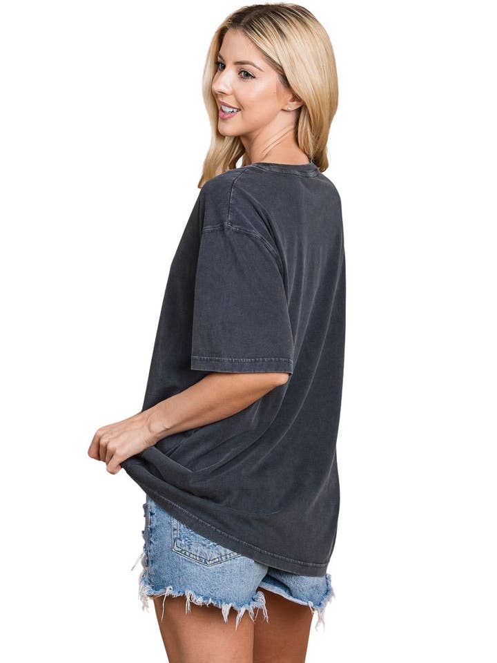 Zutter - Wholesale Screen Printed T-Shirt - Women's - World Tour Vintage Eagle Graphic S/S Premium Washed Tee1