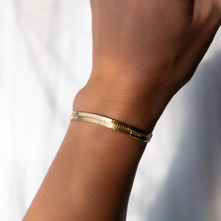 Lenny & Eva - Venta al por mayor Pulseras de cadenas y eslabones - Pulsera de cadena dorada con forma de espiga ancha, colección Gilded
