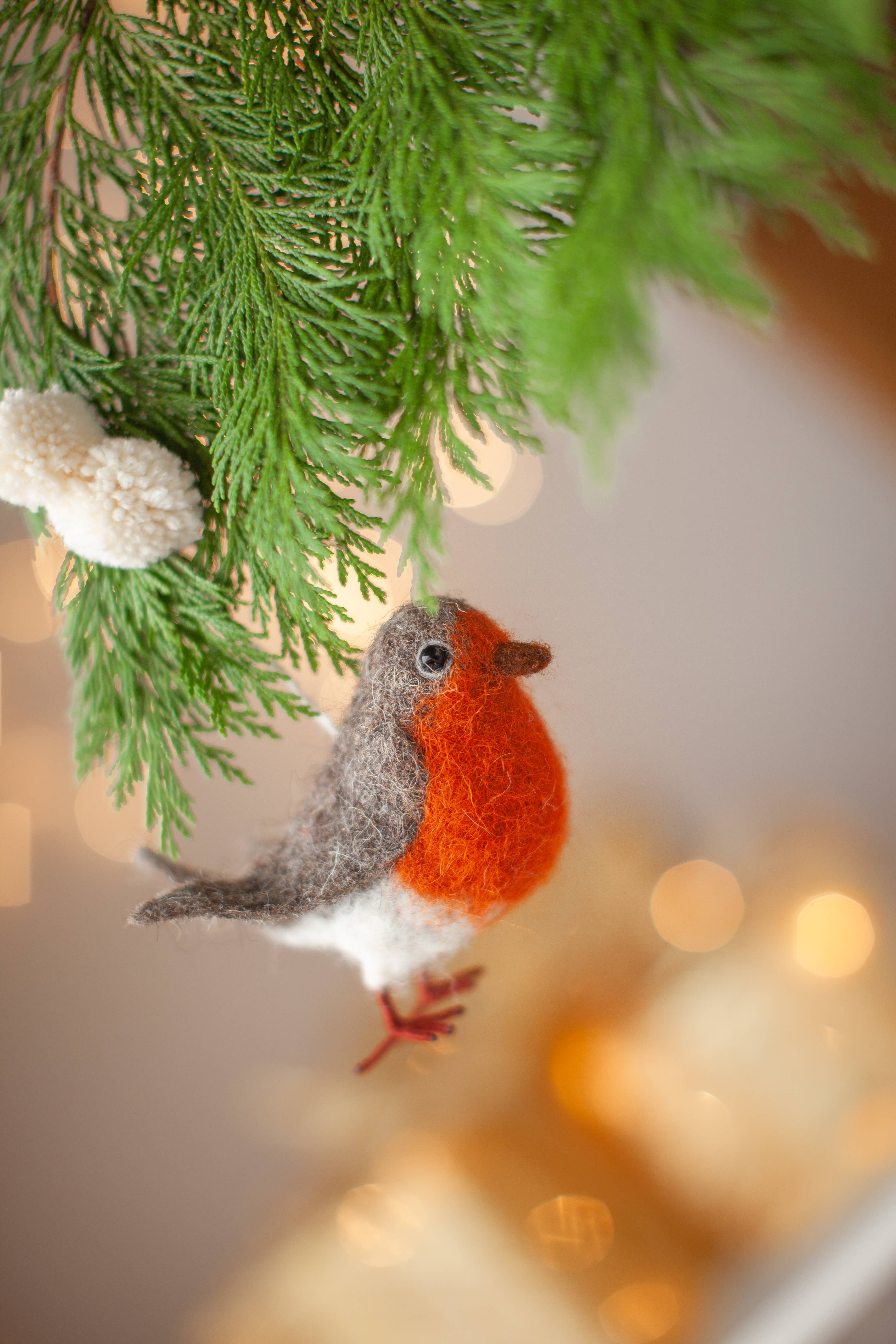 Sew Heart Felt – wholesale Christmas decoration – Robin the Robin Christmas Decoration2