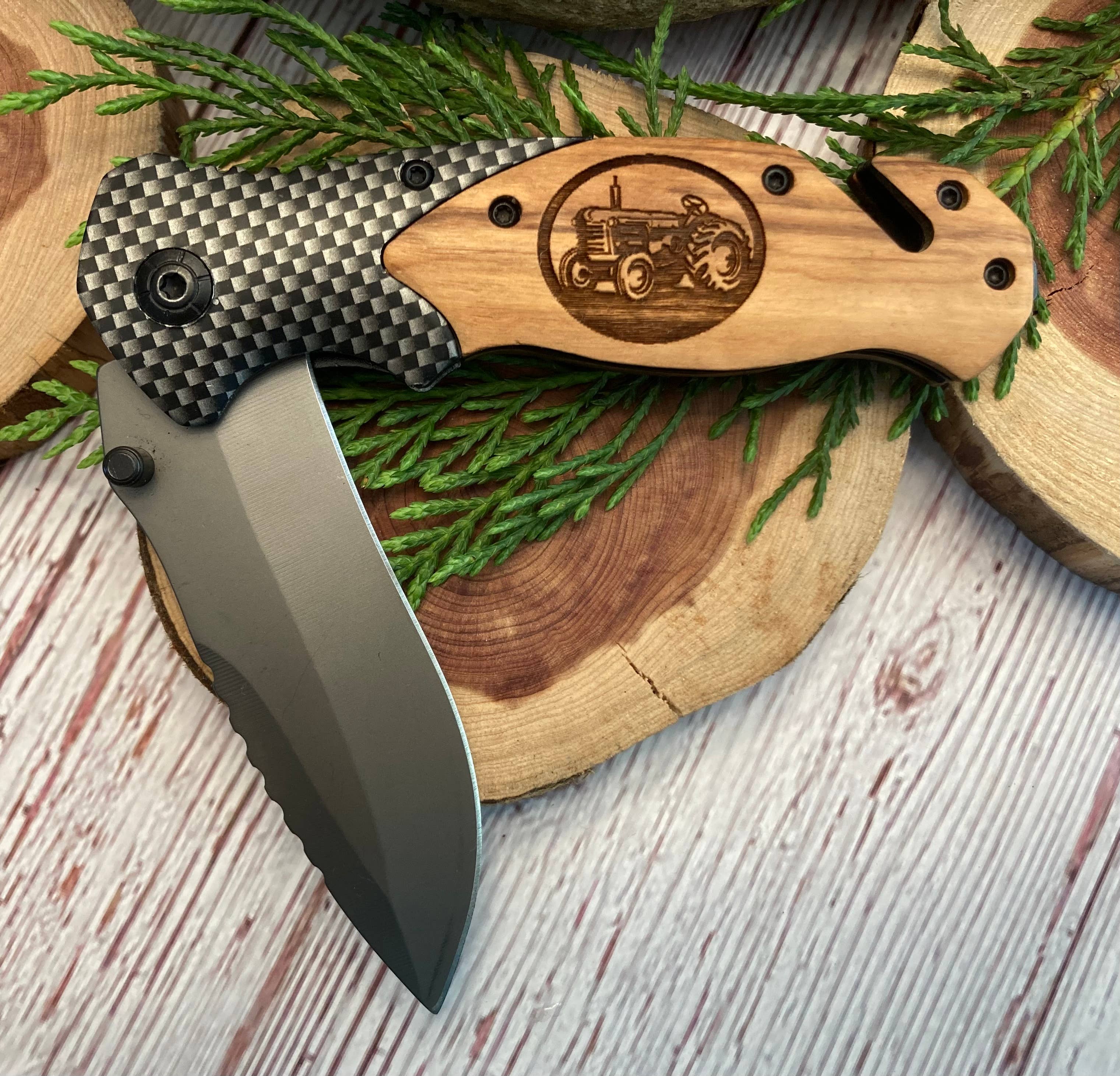 Quail Tail Laser Art - Wholesale Pocket Knife/Holder - Farm Tractor in Circle Knife1