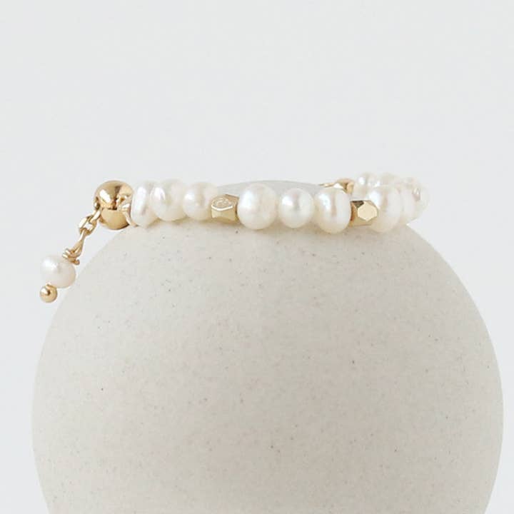 Gold Pearl Chain Vintage Adjustable Rings DPJR2035 for wholesale on Faire