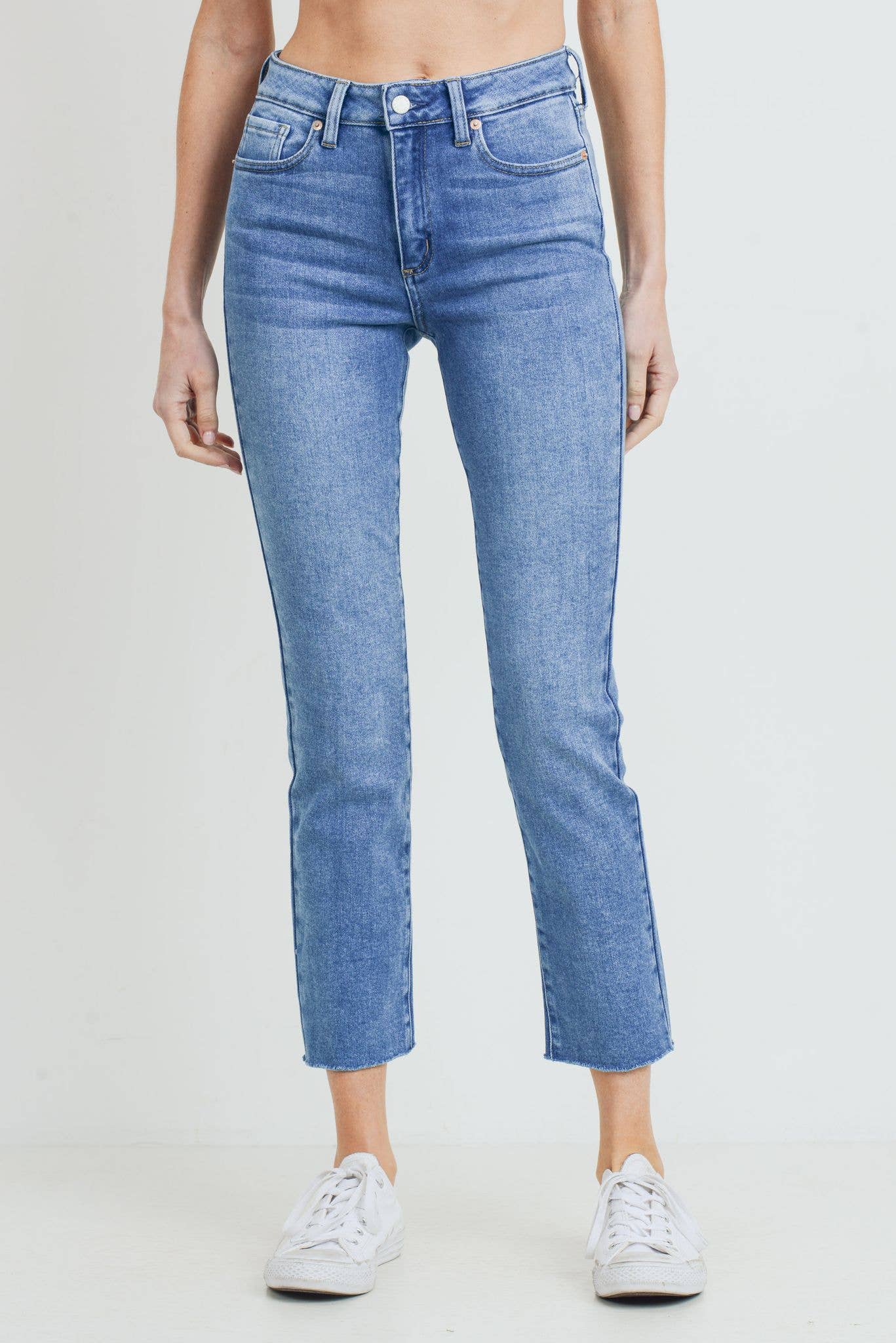 baggy jeans with heels