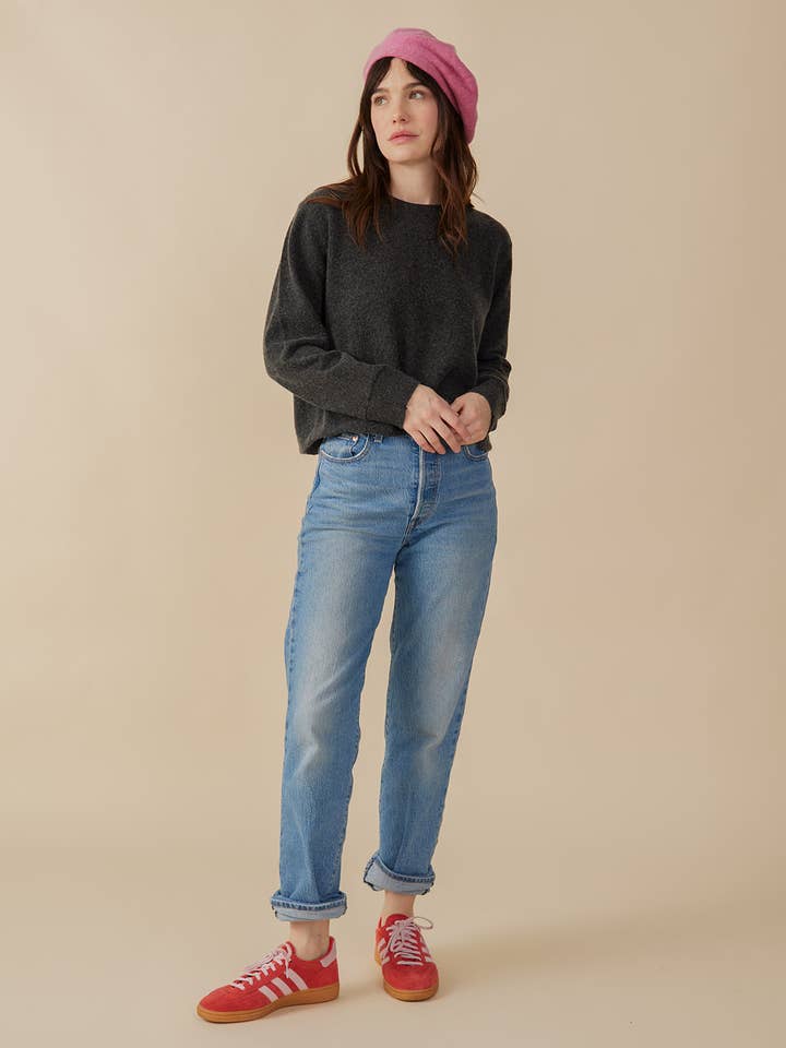 Crewneck Pullover Sweater Charcoal Cashmere for wholesale on Faire1