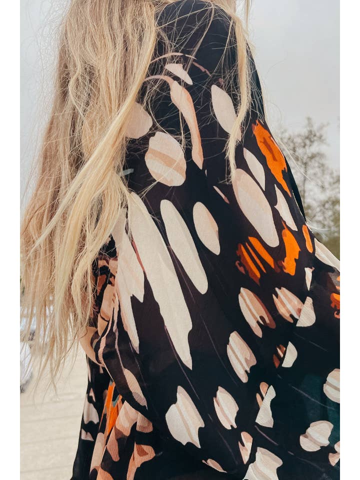 Metamorphosis Vanilla Silk Road Kimono for wholesale on Faire5